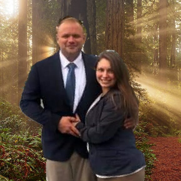 Meet your Posher, Courtney - Picture 1 of 1